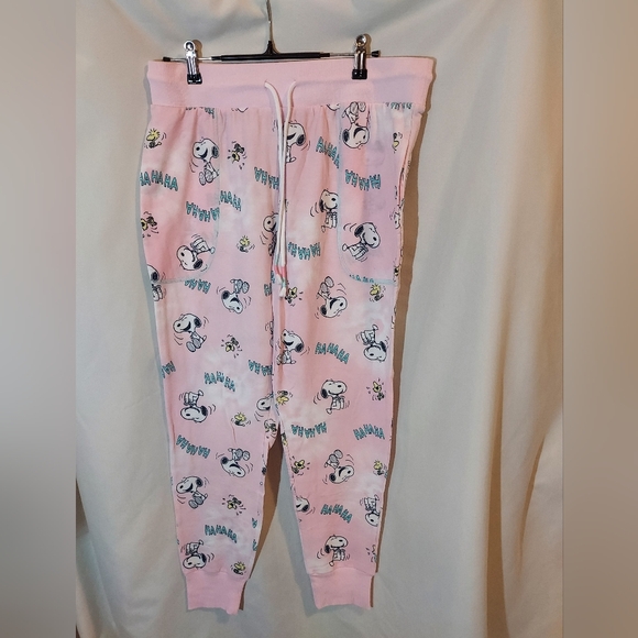 Peanuts Other - Peanuts Pink Cozy Soft Snoopy Jogger Style Pajama Pants
